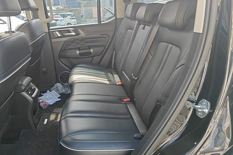 Used Tank 300 2023 Off-Road Edition 2.0T Conqueror Left Rear Seat