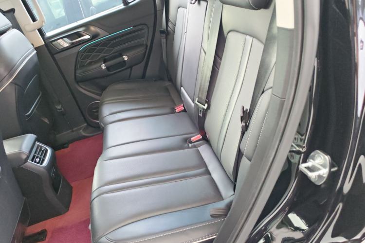 Used Tank 300 2023 City Edition 2.0T—Stylish as Ever Left Rear Seat