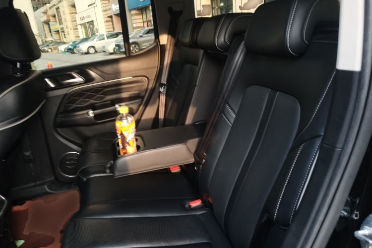 Used Tank 300 2023 City Edition 2.0T—Stylish as Ever Left Rear Seat