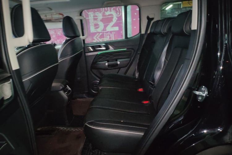 Used Tank 300 2023 City Edition 2.0T—Stylish as Ever Left Rear Seat