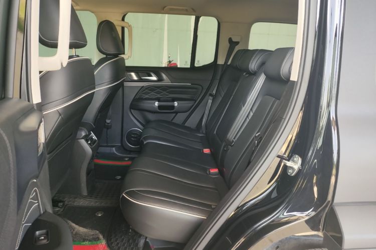 Used Tank 300 2023 City Edition 2.0T—Stylish as Ever Left Rear Seat