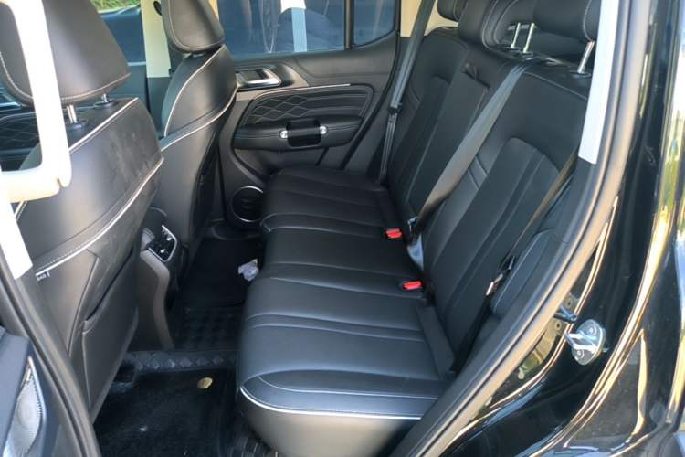 Used Tank 300 2023 Off-Road Edition 2.0T Conqueror Left Rear Seat