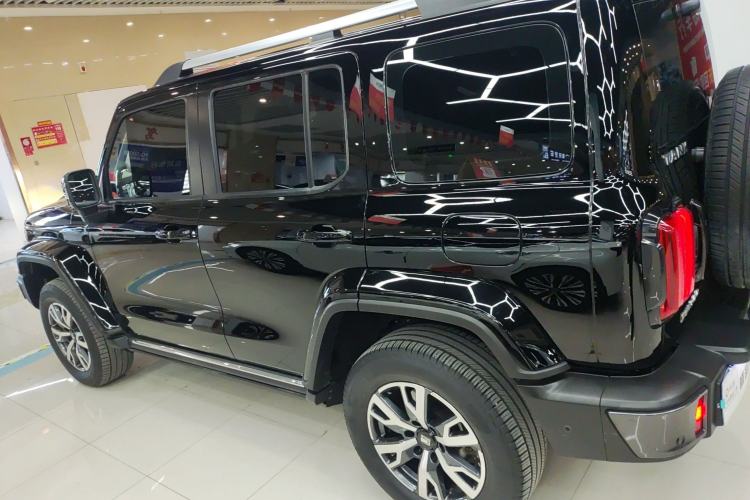 Used Tank 300 2023 City Edition 2.0T—Stylish as Ever Left Side