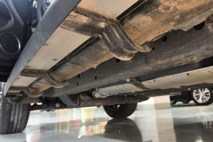 Used Tank 300 2023 Off-Road Edition 2.0T Conqueror Left Side Sill