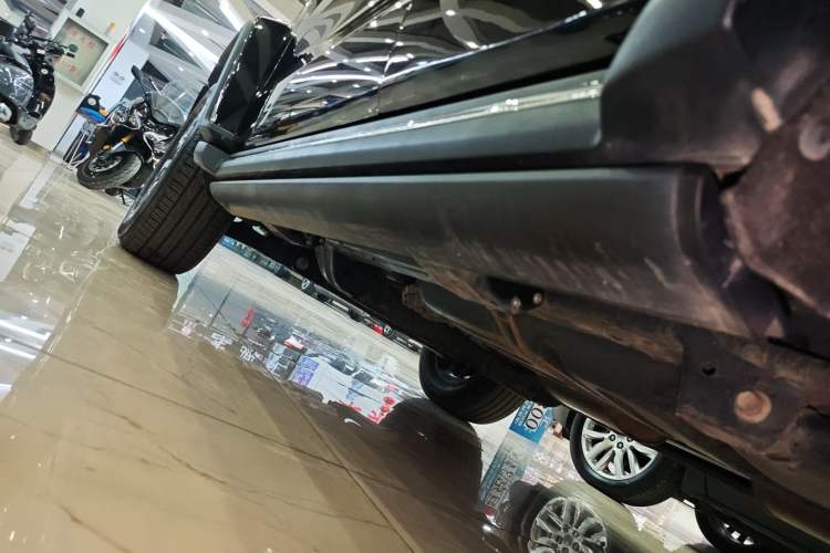 Used Tank 300 2023 City Edition 2.0T My Vision Model Left Side Sill