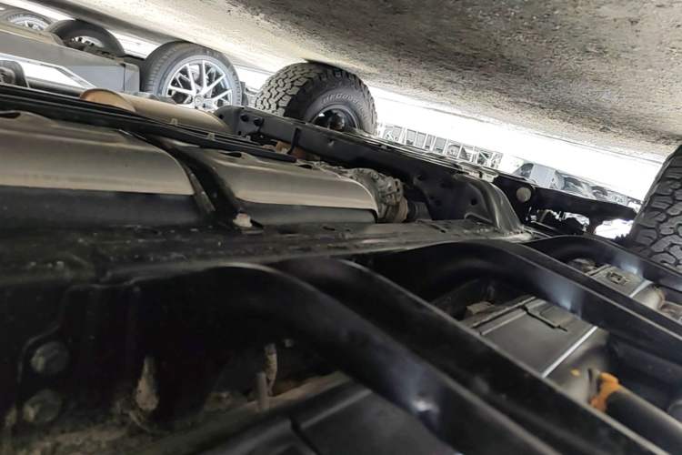 Used Tank 300 2023 2.0T Iron Rider 02 Left Side Sill