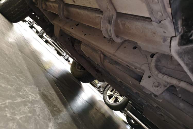 Used Tank 300 2023 Off-Road Edition 2.0T Conqueror Left Side Sill