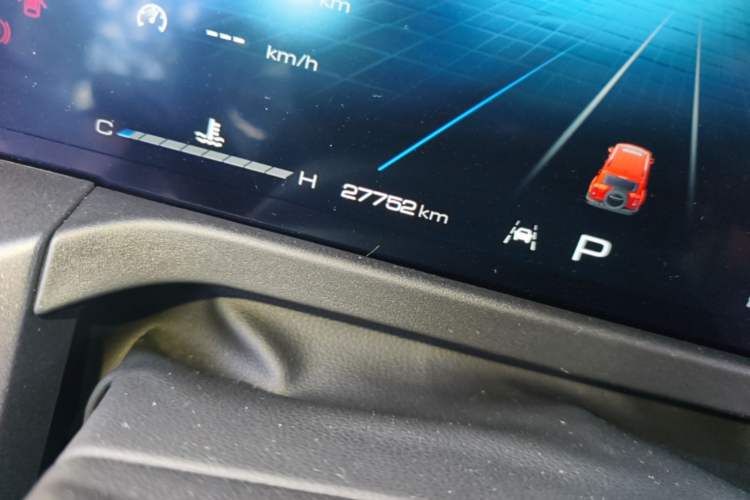 Used Tank 300 2023 City Edition 2.0T—Stylish as Ever Odometer Close Up
