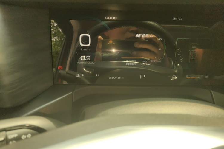 Used Tank 300 2023 Off-Road Edition 2.0T Challenger Odometer Close Up