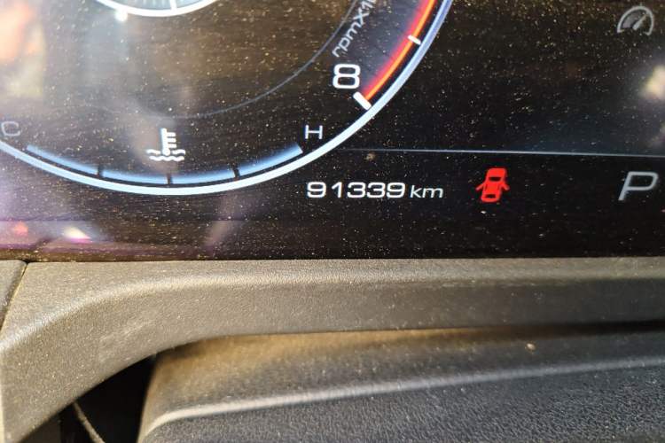 Used Tank 300 2023 Off-Road Edition 2.0T Challenger Odometer Close Up