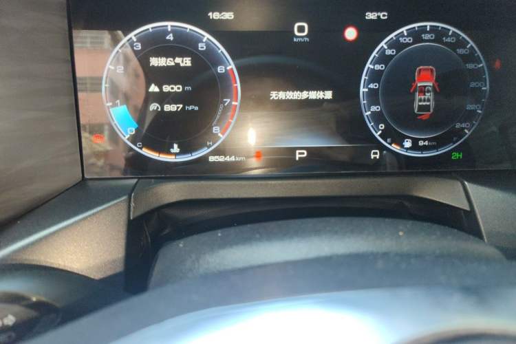 Used Tank 300 2023 Off-Road Edition 2.0T Challenger Odometer Close Up