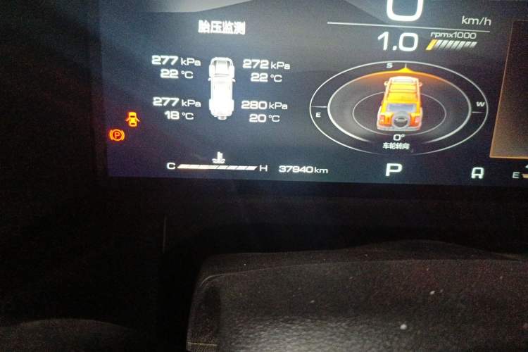 Used Tank 300 2023 2.0T Iron Rider 02 Odometer Close Up