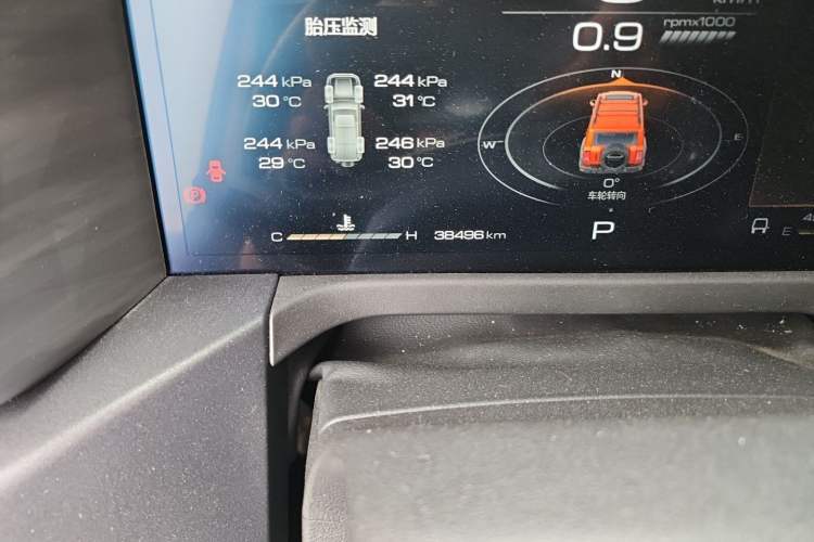 Used Tank 300 2023 Off-Road Edition 2.0T Conqueror Odometer Close Up