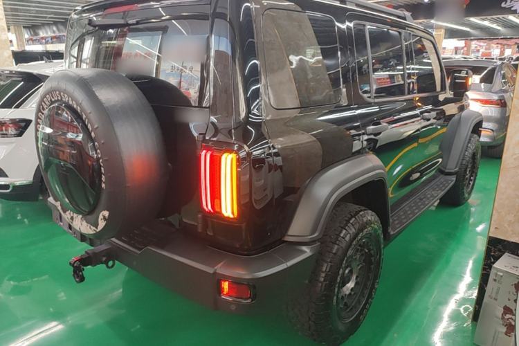 Used Tank 300 2023 Off-Road Edition 2.0T Conqueror Rear Right 45 Deg