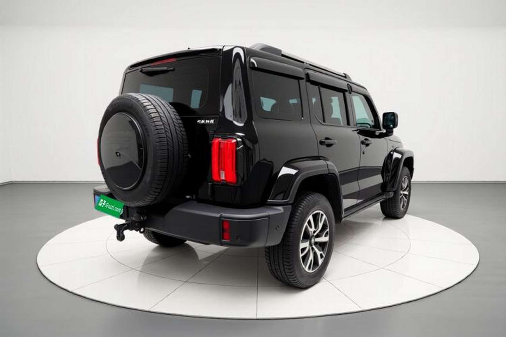 Used Tank 300 2023 City Edition 2.0T—Stylish as Ever Rear Right 45 Deg