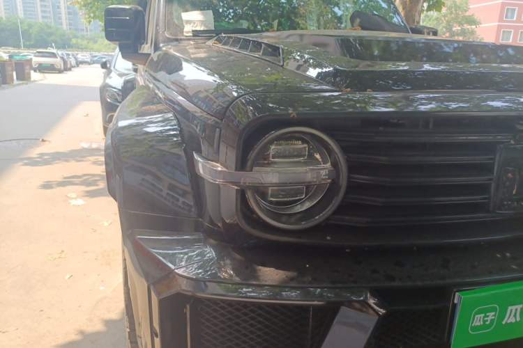 Used Tank 300 2023 City Edition 2.0T—Stylish as Ever Right Front Headlight