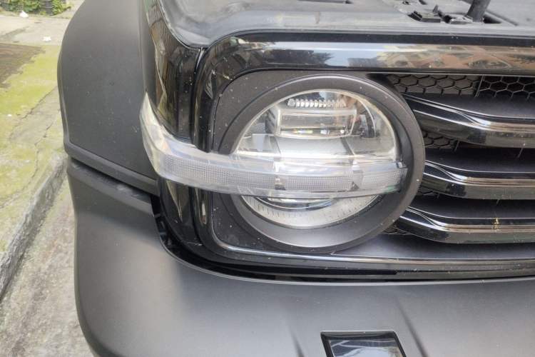 Used Tank 300 2023 Off-Road Edition 2.0T Challenger Right Front Headlight