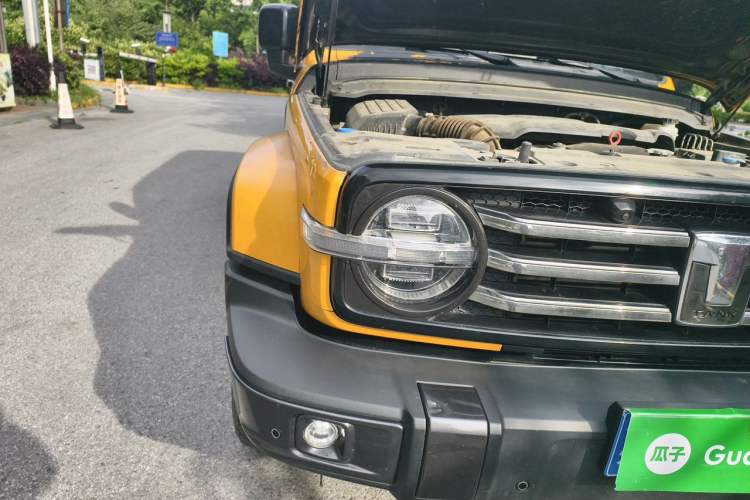 Used Tank 300 2023 City Edition 2.0T—Stylish as Ever Right Front Headlight
