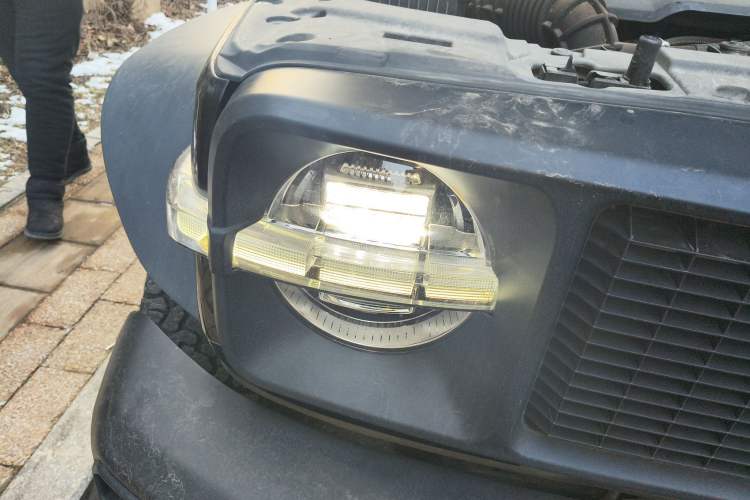 Used Tank 300 2023 2.0T Iron Rider 02 Right Front Headlight
