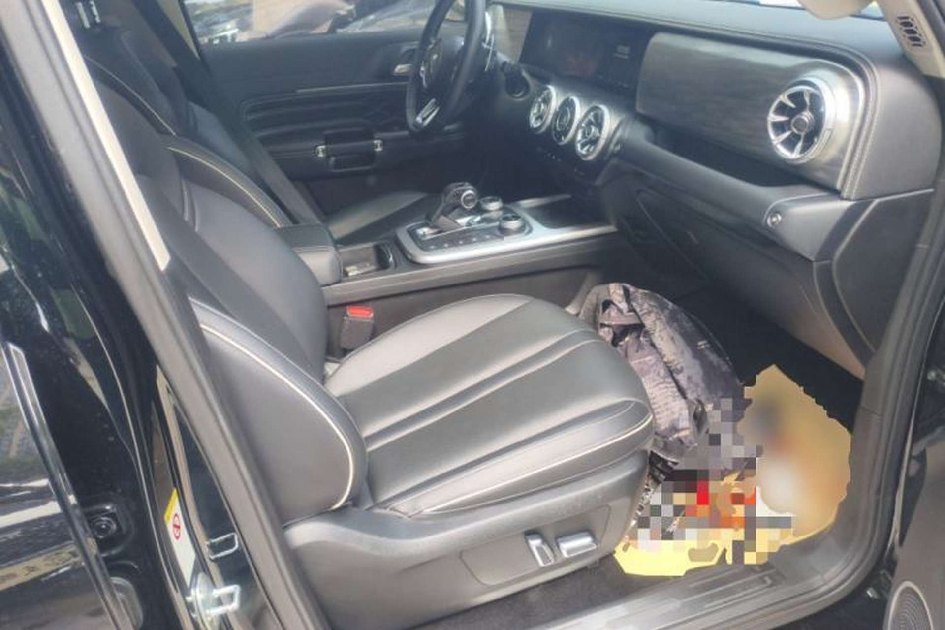 Used Tank 300 2023 City Edition 2.0T—Stylish as Ever Right Front Seat