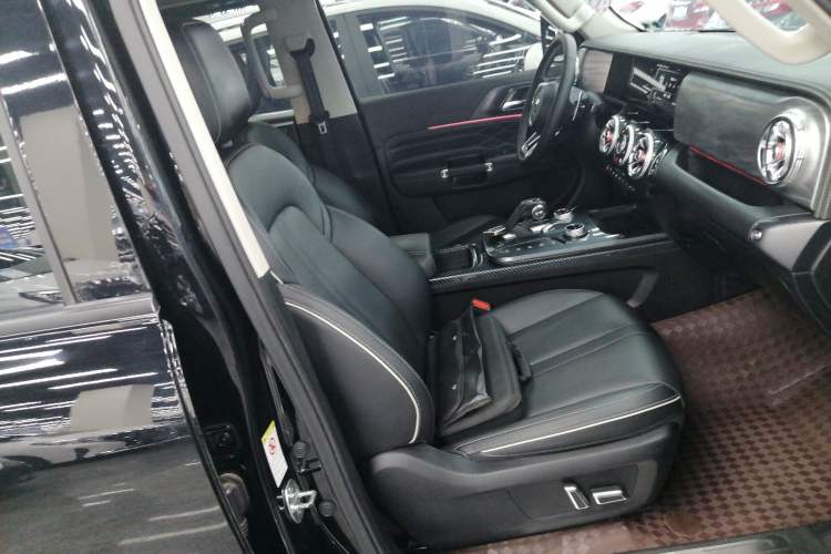 Used Tank 300 2023 Off-Road Edition 2.0T Conqueror Right Front Seat