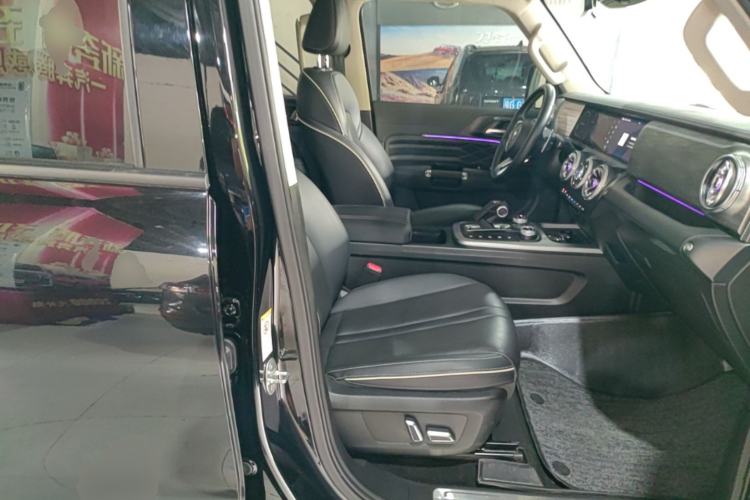 Used Tank 300 2023 Off-Road Edition 2.0T Conqueror Right Front Seat