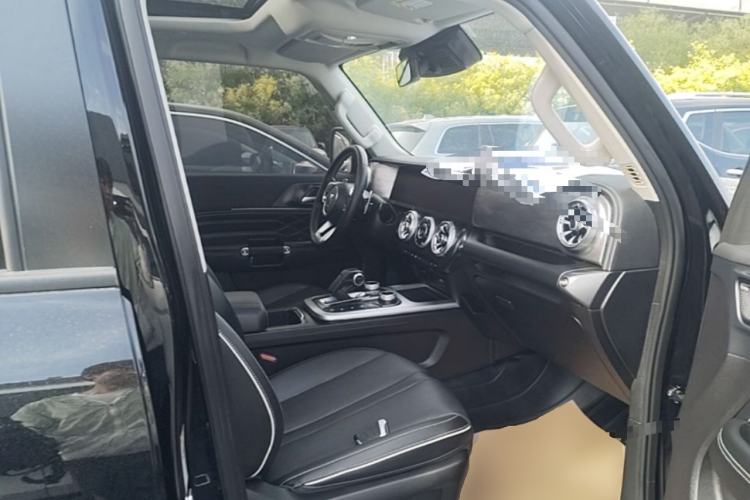 Used Tank 300 2023 City Edition 2.0T—Stylish as Ever Right Front Seat