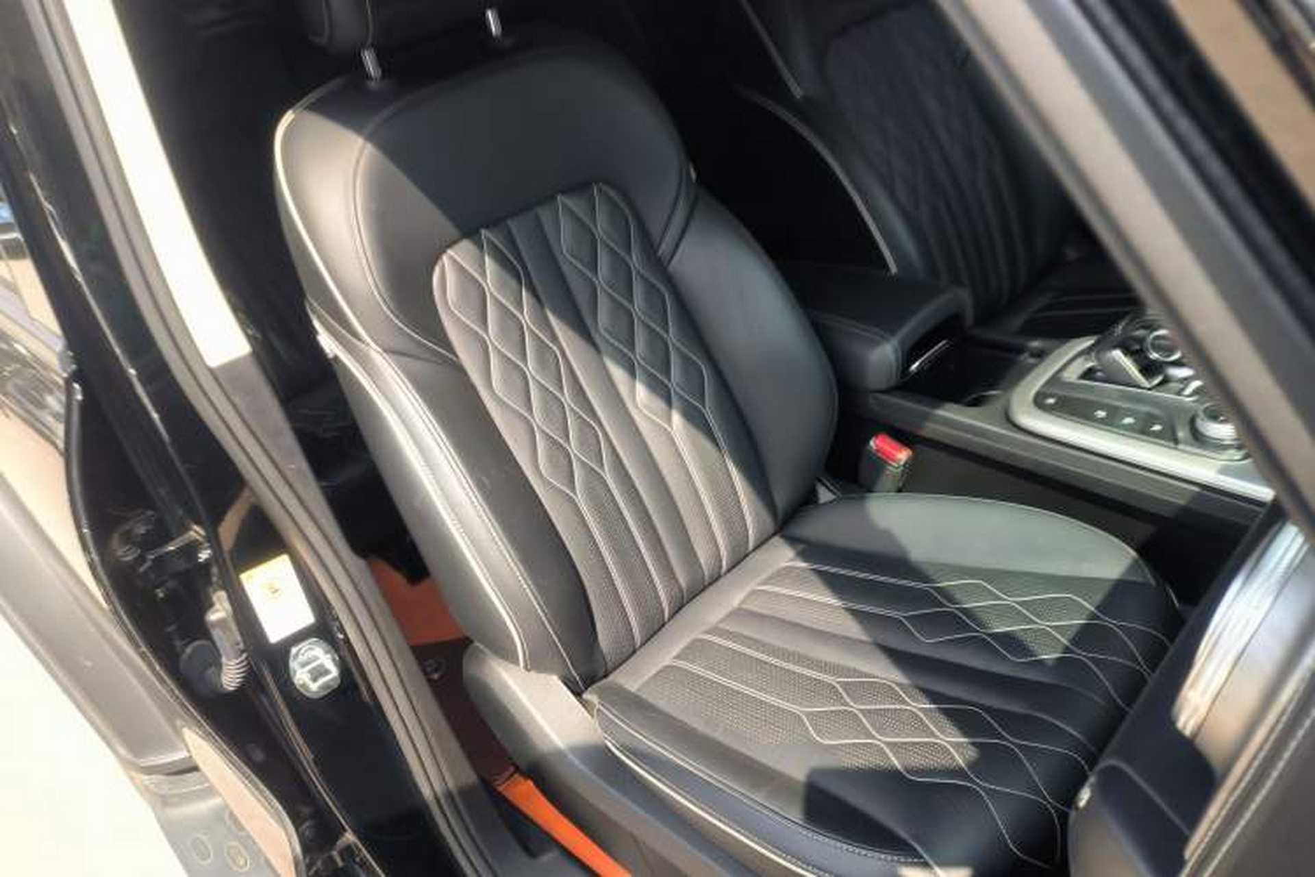 Used Tank 300 2023 Off-Road Edition 2.0T Challenger Right Front Seat