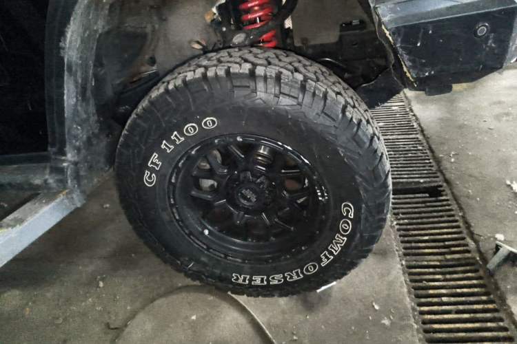 Used Tank 300 2023 Off-Road Edition 2.0T Conqueror Right Front Wheel Hub