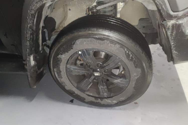 Used Tank 300 2023 Off-Road Edition 2.0T Conqueror Right Front Wheel Hub