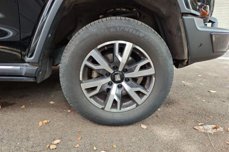 Used Tank 300 2023 City Edition 2.0T—Stylish as Ever Right Front Wheel Hub