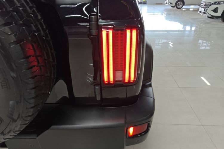 Used Tank 300 2023 Off-Road Edition 2.0T Challenger Right Rear Taillight