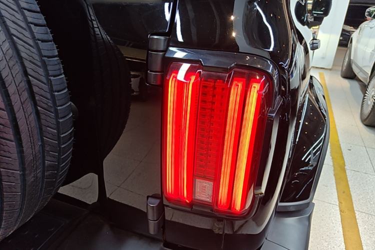 Used Tank 300 2023 City Edition 2.0T—Stylish as Ever Right Rear Taillight