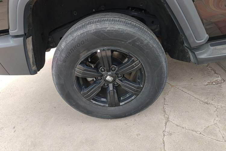 Used Tank 300 2023 Off-Road Edition 2.0T Conqueror Right Rear Wheel Hub