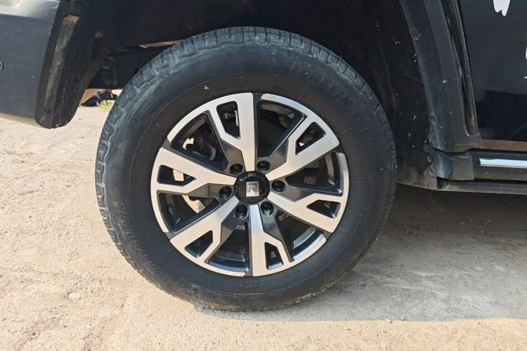 Used Tank 300 2023 City Edition 2.0T—Stylish as Ever Right Rear Wheel Hub