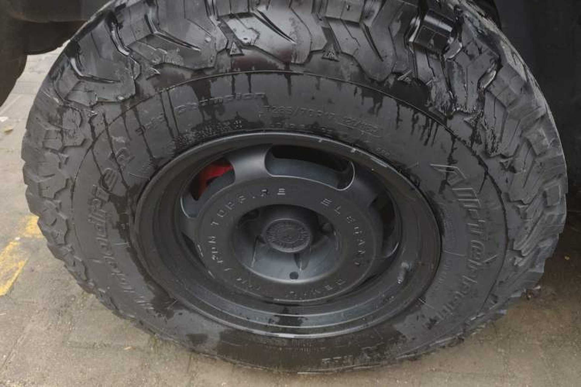 Used Tank 300 2023 2.0T Iron Rider 02 Right Rear Wheel Hub