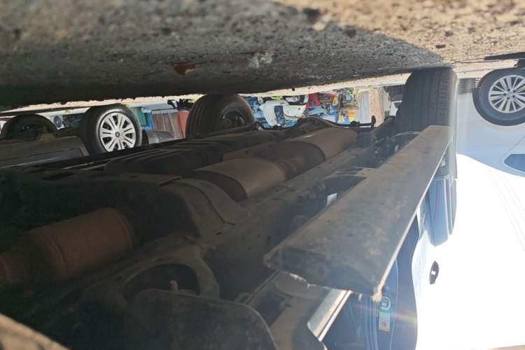 Used Tank 300 2023 City Edition 2.0T—Stylish as Ever Right Side Sill
