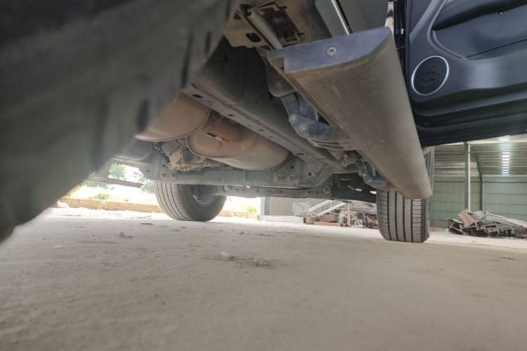 Used Tank 300 2023 City Edition 2.0T—Stylish as Ever Right Side Sill