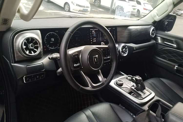 Used Tank 300 2023 City Edition 2.0T—Stylish as Ever Steering Wheel
