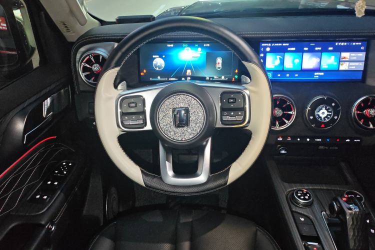 Used Tank 300 2023 City Edition 2.0T—Stylish as Ever Steering Wheel