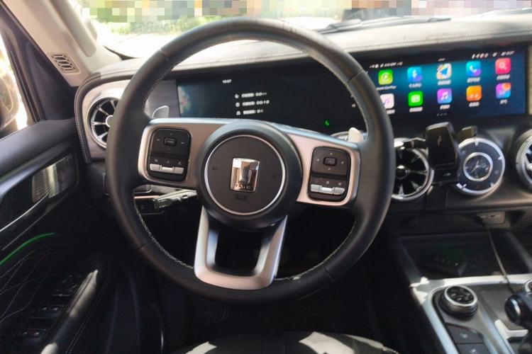 Used Tank 300 2023 City Edition 2.0T—Stylish as Ever Steering Wheel