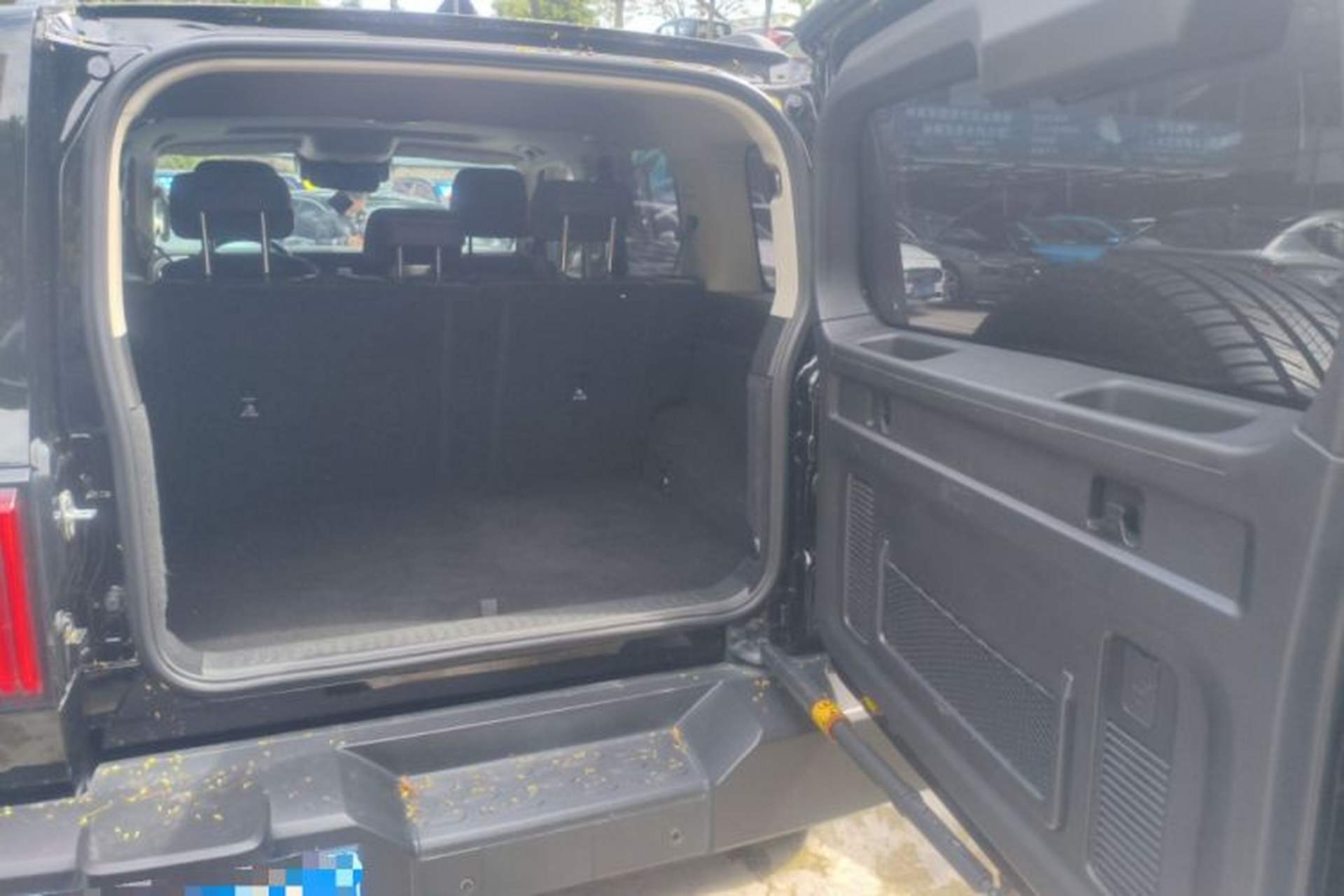 Used Tank 300 2023 City Edition 2.0T—Stylish as Ever Trunk