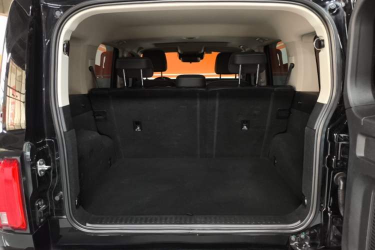 Used Tank 300 2023 Off-Road Edition 2.0T Conqueror Trunk