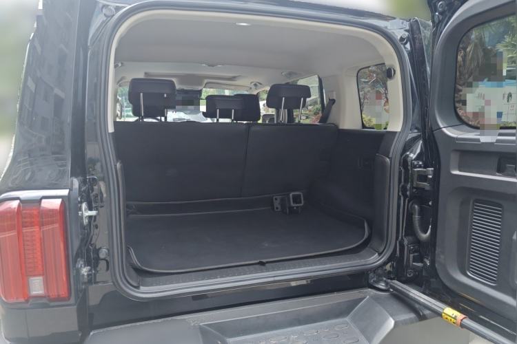 Used Tank 300 2023 Off-Road Edition 2.0T Conqueror Trunk