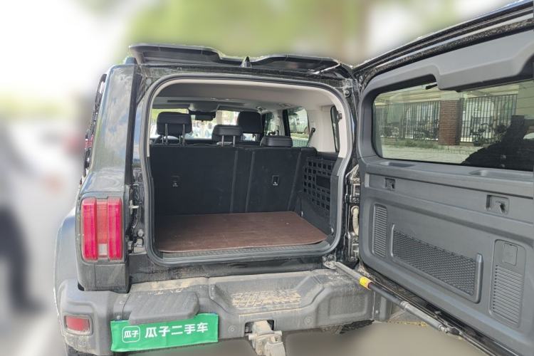 Used Tank 300 2023 Off-Road Edition 2.0T Conqueror Trunk