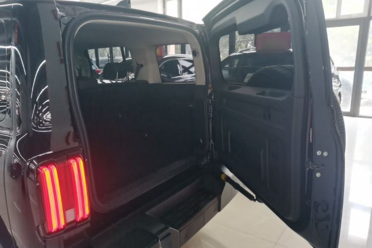 Used Tank 300 2023 Off-Road Edition 2.0T Conqueror Trunk