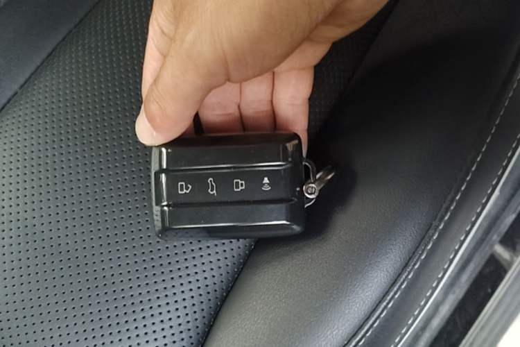 Used Tank 300 2023 City Edition 2.0T—Stylish as Ever Vehicle Key