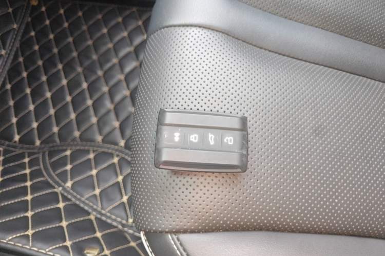 Used Tank 300 2023 City Edition 2.0T—Stylish as Ever Vehicle Key