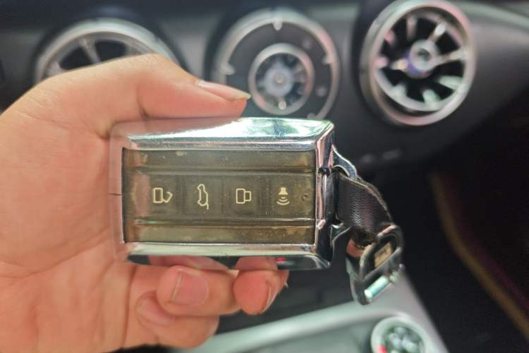 Used Tank 300 2023 City Edition 2.0T—Stylish as Ever Vehicle Key