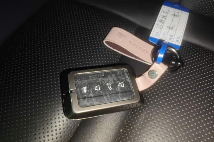 Used Tank 300 2023 City Edition 2.0T—Stylish as Ever Vehicle Key